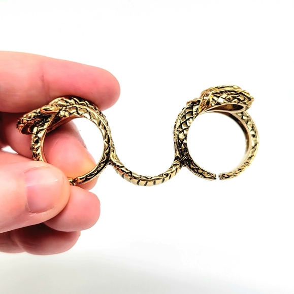 Roberto Cavalli Luxury Two Finger Snake Ring with Padparadscha Sapphire Crystal - Picture 7 of 11